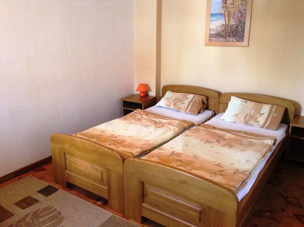 Ubytovanie Anka Sucanska Čachtice Zimmer foto